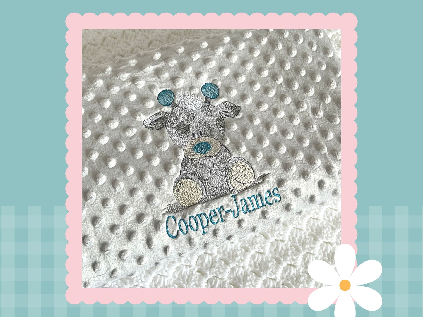 Dimple Fleece Blanket ✭ Giraffe Design