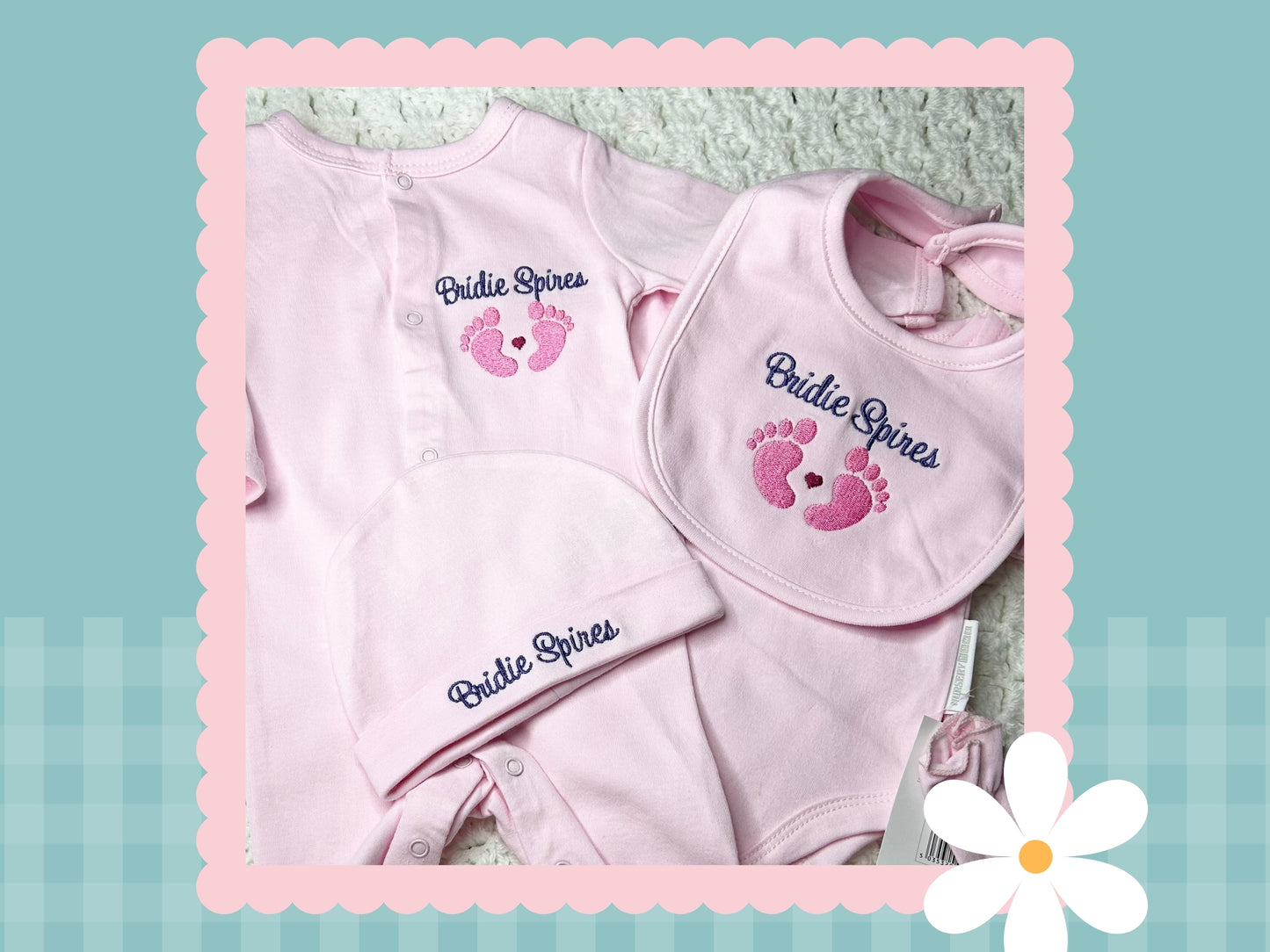 5 Piece Personalised Layette Set ✭ Baby Feet Design