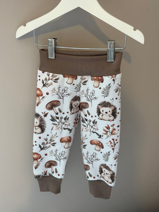 Exclusive Hedgehog Print French Terry Relaxed Fit Yoga Waist & Cuff Joggers