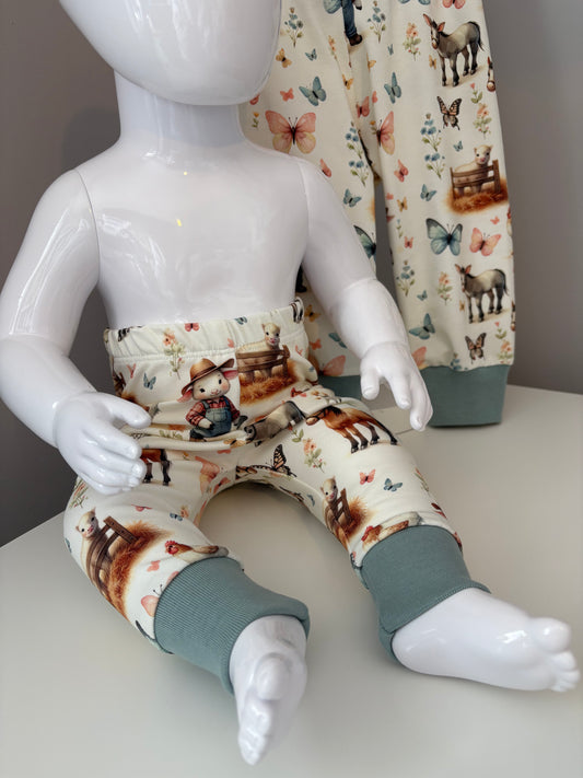 On The Farm Print Organic Jersey Cuff Leggings