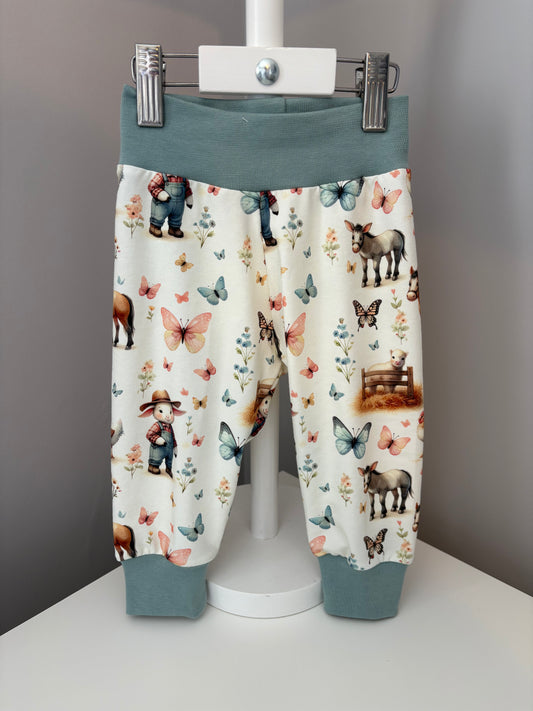 On The Farm Print French Terry Relaxed Fit Yoga Waist & Cuff Joggers