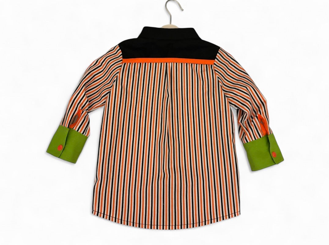 Spooky season boys shirt – smart collared cotton shirt with black and green details, perfect for Halloween parties and autumn events.
